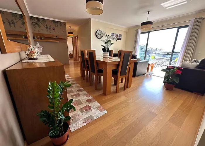 Heart Of Madeira דירה פונשל